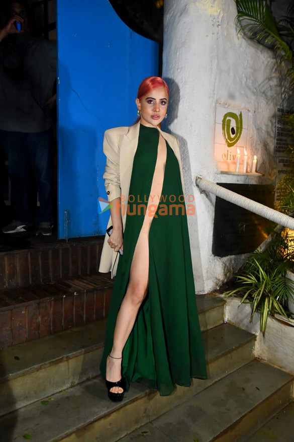 photos uorfi javed snapped at olive bar and restaurant in khar 3 4