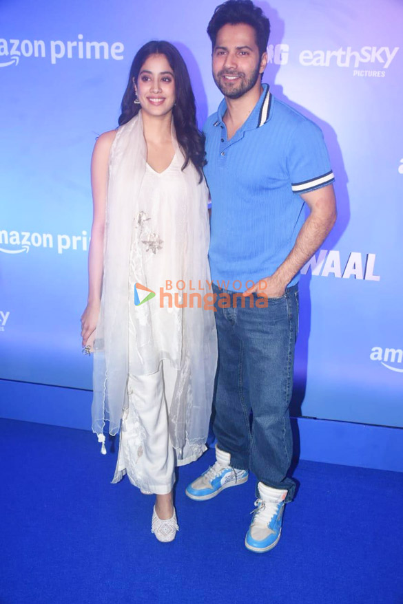 Photos: Varun Dhawan and Janhvi Kapoor snapped at the press show of Bawaal Photos: Varun Dhawan and Janhvi Kapoor snapped at the press show of Bawaal