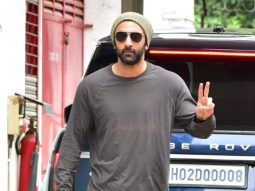 Ranbir Kapoor waves at paps as he gets clicked at T-series office
