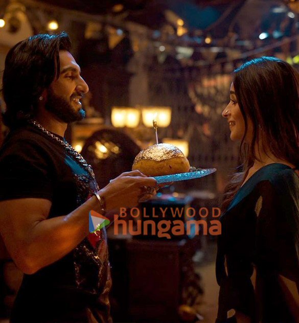 rocky aur rani kii prem kahaani 4 7