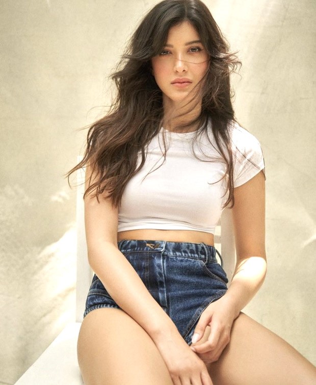 Shanaya Kapoor is adding to the heat in a white crop top and denim shorts