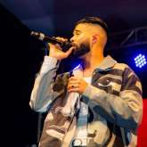 AP Dhillon and Shinda Kahlon, 'Brown Munde' duo, enthrall the crowd at a college in Mumbai, see photos