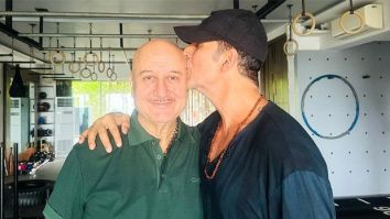 “Akshay Kumar as Mahadev in OMG 2 is effortless and charming,” says Anupam Kher; former REACTS