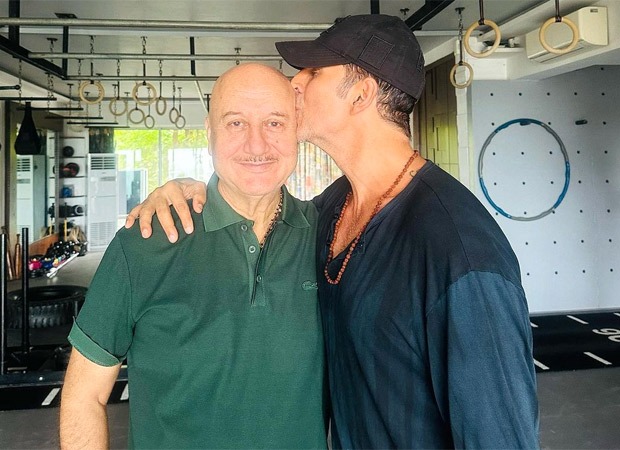 “Akshay Kumar as Mahadev in OMG 2 is effortless and charming,” says Anupam Kher; former REACTS