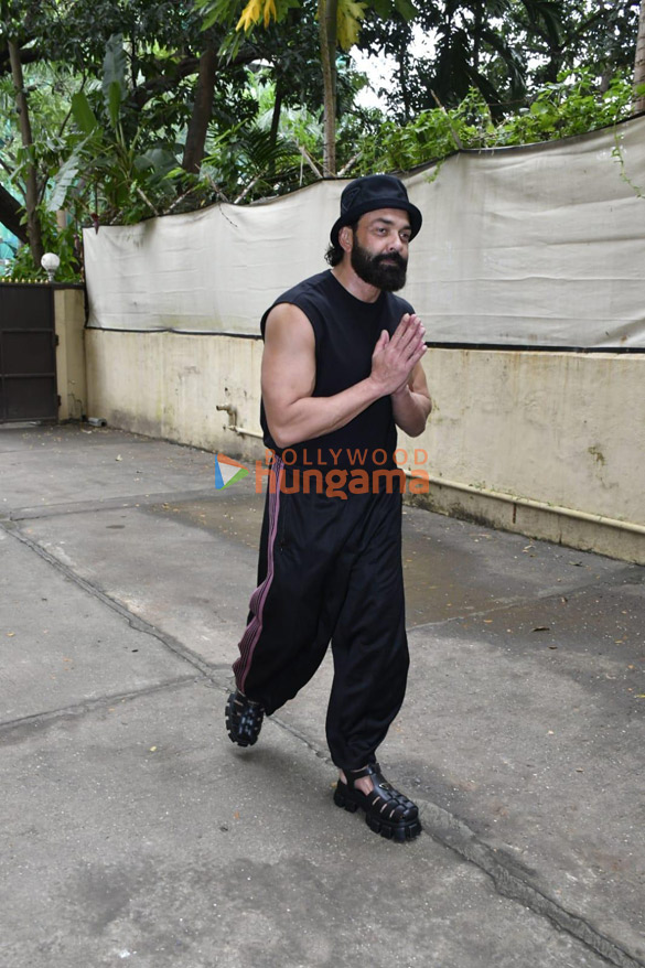 bobby deol snapped at the launch of yasmin karachiwalas new studio in juhu 2