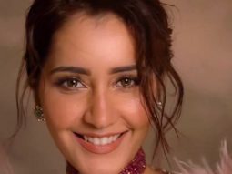 Charismatic and Elegant! Raashii Khanna