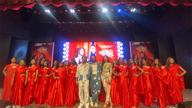 Pooja mania grips Chandigarh! Over 80 girls dressed in red sarees to meet Dream Girl 2 stars Ayushmann Khurrana, Ananya Panday, and Manjot Singh