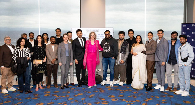 Kartik Aaryan and Karan Johar's reunion at IFFM 2023 goes viral, see photos