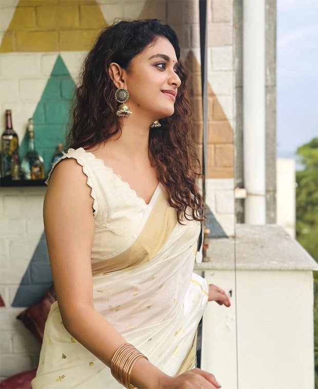 Keerthy Suresh is radiating Onam elegance in timeless Kasavu Saree