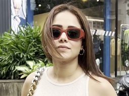 Nushrratt Bharuccha’s fun banter with paps as she steps out in the city