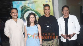 Photos: Akshay Kumar, Pankaj Tripathi and others snapped promoting OMG 2 at Sunny Super Sound