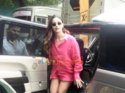 Photos: Alia Bhatt snapped in Mumbai