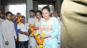 Photos: Celebs attend Ankita Lokhande’s father’s funeral