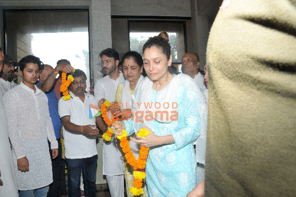 Photos: Celebs attend Ankita Lokhande’s father’s funeral