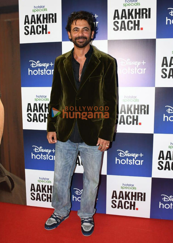 photos celebs grace the premiere of aakhri sach 5