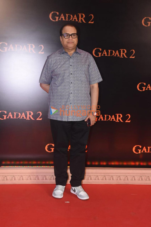 photos celebs grace the premiere of gadar 2 10
