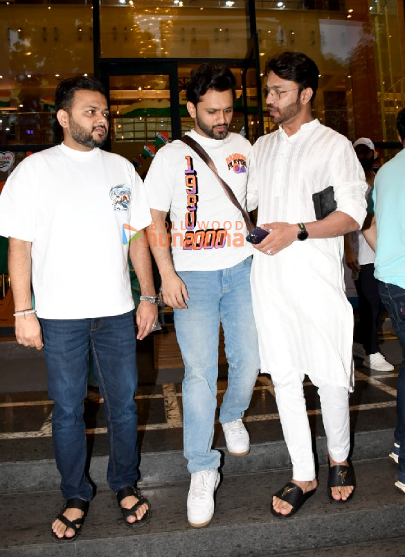 photos celebs snapped at ankita lokhandes father shashikant lokhandes prayer meet 2