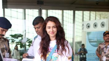 Photos: Disha Patani, Anil Kapoor, Akanksha Puri and Orhan Awatramani snapped at the airport