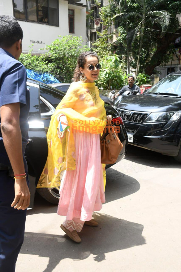 photos kangana ranaut snapped at mizu in bandra 3