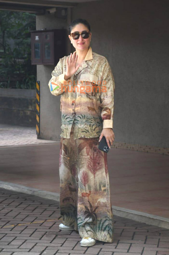 photos kareena kapoor khan snapped in bandra 4 12