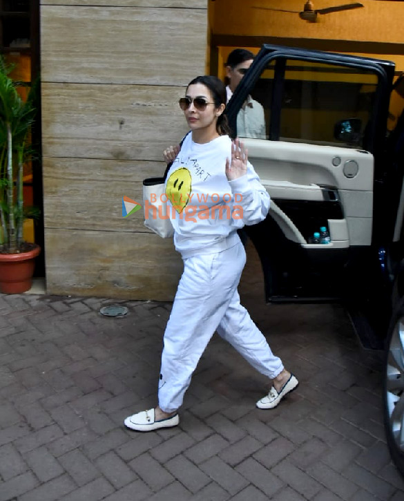 photos malaika arora snapped in bandra 1 43