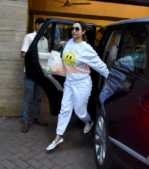 photos malaika arora snapped in bandra 3 43
