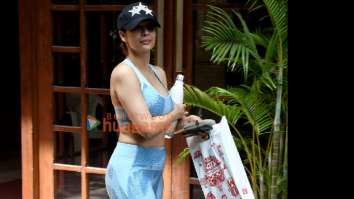 Photos: Malaika Arora snapped outside Diva Yoga in Bandra