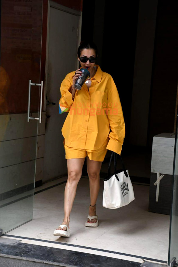 photos malaika arora spotted at a clinic 5