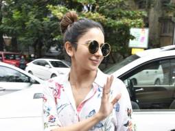 Photos: Rakul Preet Singh snapped in Juhu