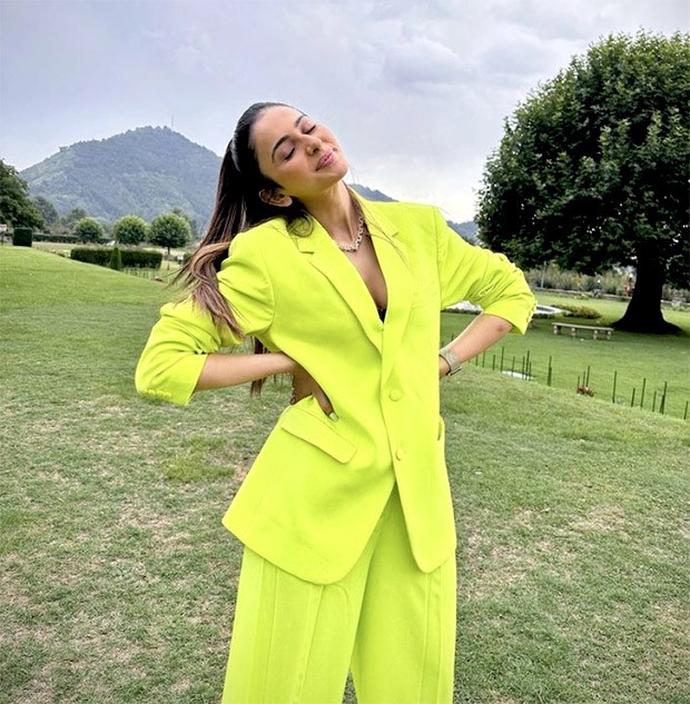 Rakul Preet Singh dishes out some boss lady vibes in her neon pantsuit gracing the serenity of Kashmir