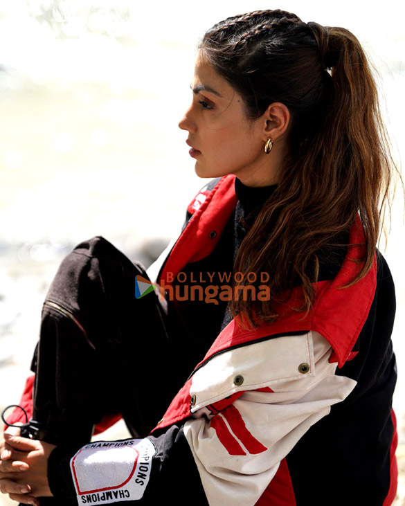 rhea chakraborty 3 36