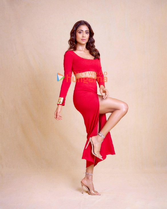 shriya saran 3 69