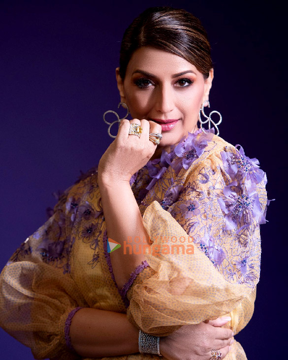 sonali bendre 1 12