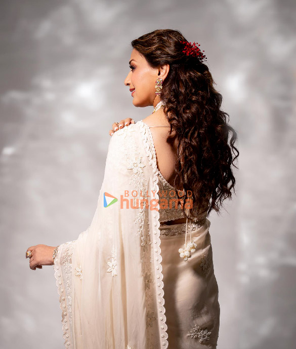 sonali bendre 2 15