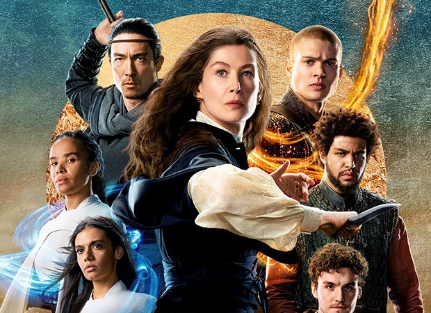 The Wheel of Time 2: Director Sanaa Hamri on Rosamund Pike’s Moiraine: "She is single-mindedly approaching her mission"