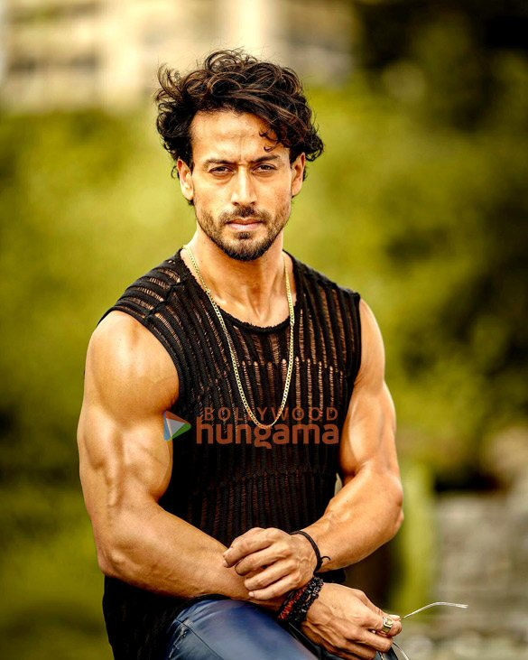 tiger shroff 2 44