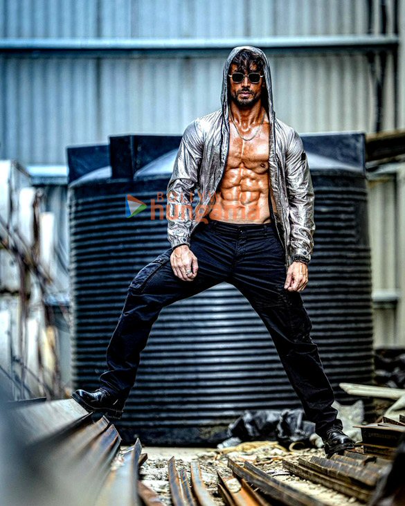 tiger shroff 7 6