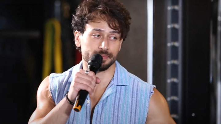 Tiger Shroff on Bollywood Hungama’s ‘BH Hangout’ | Fan Meet & Greet | Teaser Tiger Shroff on Bollywood Hungama’s ‘BH Hangout’ | Fan Meet & Greet | Teaser