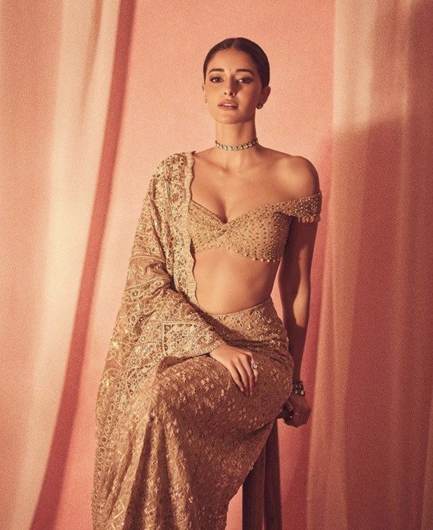 Ananya Panday in an embellished saree by Tarun Tahiliani turns the red carpet into her personal runway 