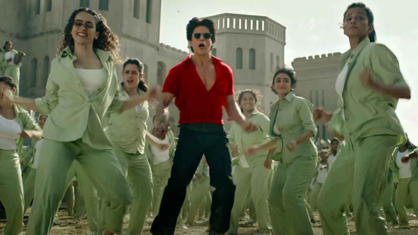 EXCLUSIVE: Sanya Malhotra ECSTATIC with the response to Jawan; excitedly talks about Shah Rukh Khan’s old look: “SRK as Vikram Rathore, oh my goodness! Of course I have a soft spot for Azad but Vikram Rathore was something else” EXCLUSIVE: Sanya Malhotra ECSTATIC with the response to Jawan; excitedly talks about Shah Rukh Khan’s old look: “SRK as Vikram Rathore, oh my goodness! Of course I have a soft spot for Azad but Vikram Rathore was something else”
