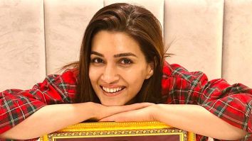 Kriti Sanon receives prestigious “Woman Of The Year” award; see post