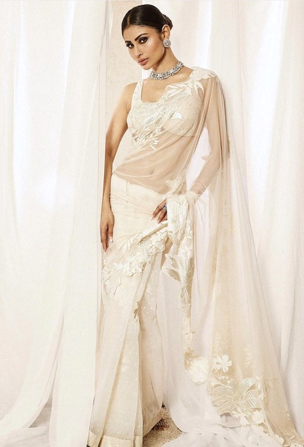 Mouni Roy channels her inner desi diva in an ethereal white saree by Rohit Bal