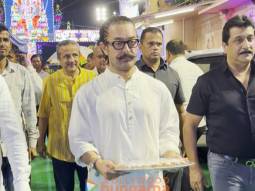 Photos: Aamir Khan, Adah Sharma and others snapped at Ashish Shelar’s Ganpati