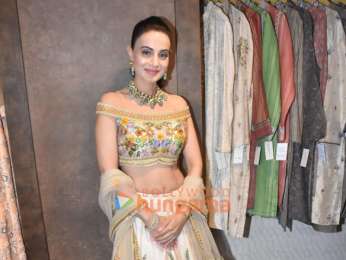 Photos: Ameesha Patel graces the store launch of Kamaal