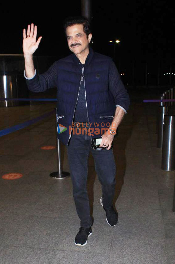 Photos: Anil Kapoor and Nushrratt Bharuccha snapped at the airport Photos: Anil Kapoor and Nushrratt Bharuccha snapped at the airport