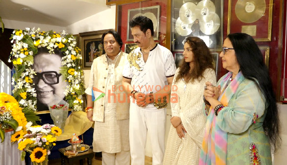 photos bappi lahiris family celebrate ganesh chaturthi 9