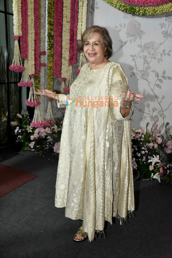 photos celebs arrive at arpita khans house for ganpati darshan2 6 2
