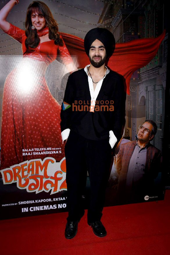 photos celebs grace the success bash of dream girl 2 11