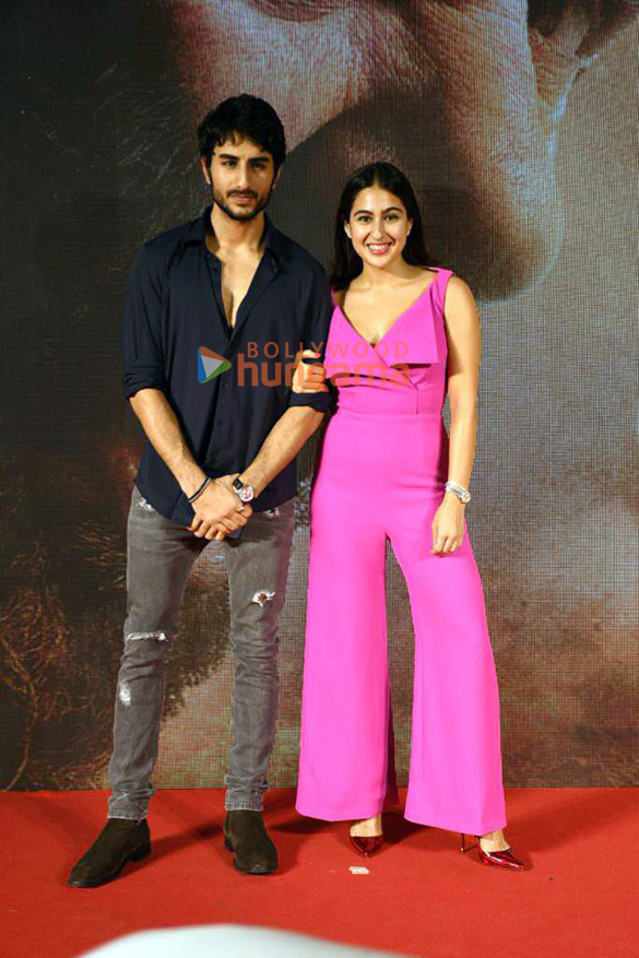 photos celebs grace the success bash of gadar 26 59