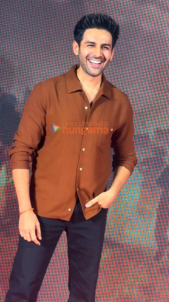 photos celebs grace the success bash of gadar 26 6